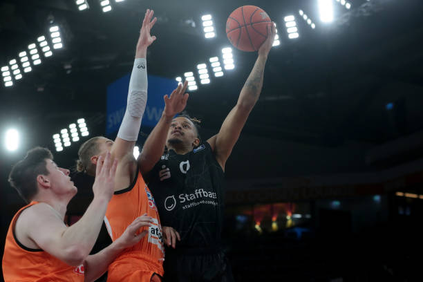 路抗压上显 路抗压上显