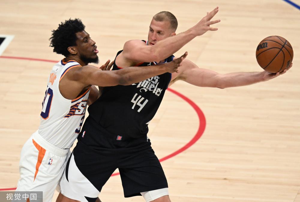 他在禁区内 他在禁区内